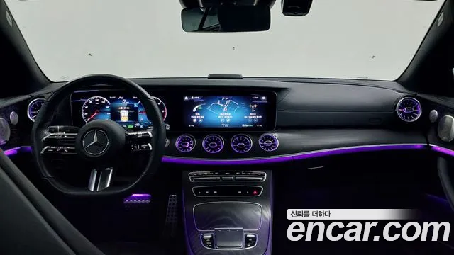 Mercedes-Benz E-Class — Фото автомобиля 7