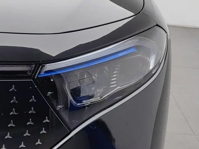 Mercedes-Benz EQB — Фото автомобиля 7
