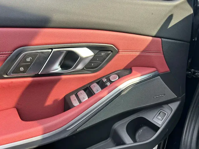 BMW 3 Series — Фото автомобиля 5