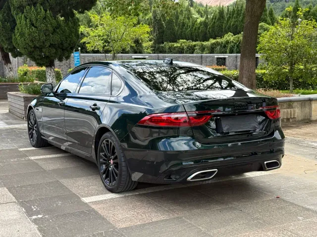 Jaguar XFL — Фото автомобиля 6