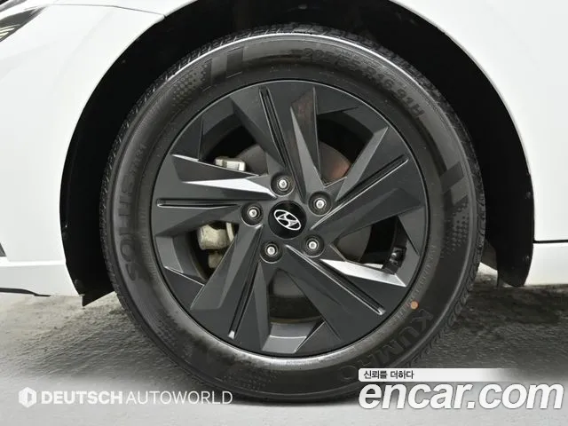 Hyundai Avante — Фото автомобиля 20