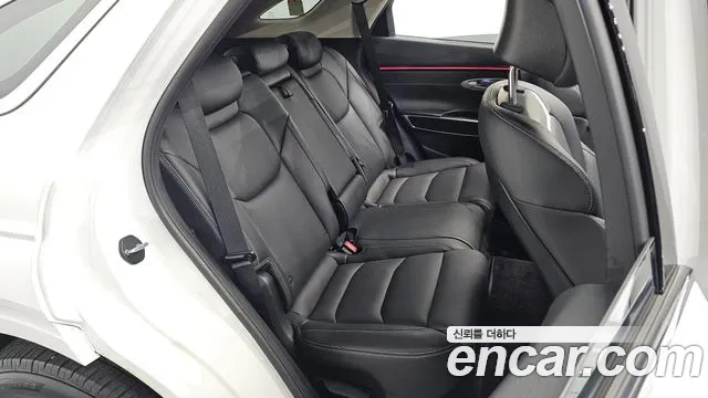 Genesis GV70 2.5T Бензин 2WD — Фото автомобиля 10