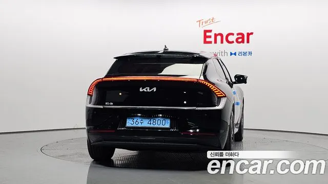 Kia EV6 — Фото автомобиля 4