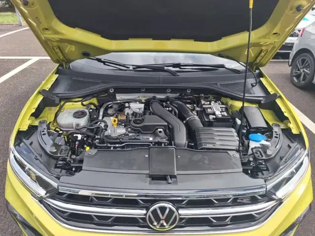 Volkswagen T-Roc — Фото автомобиля 24