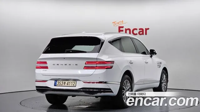 Genesis GV80 2.5T Бензин 2WD — Фото автомобиля 2