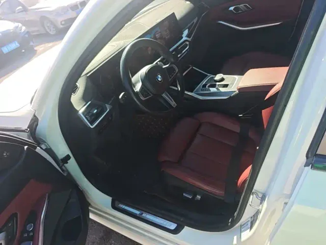 BMW 3 Series — Фото автомобиля 14