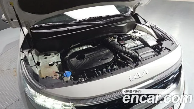 Kia Seltos Seltos Бензин 1.6 турбо 2WD — Фото автомобиля 6