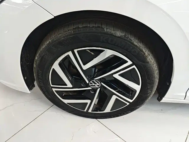 Volkswagen Sagitar — Фото автомобиля 22