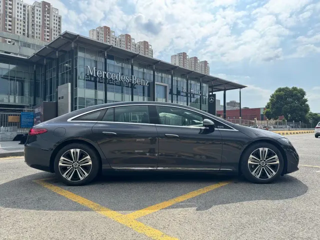 Mercedes-Benz EQS — Фото автомобиля 5