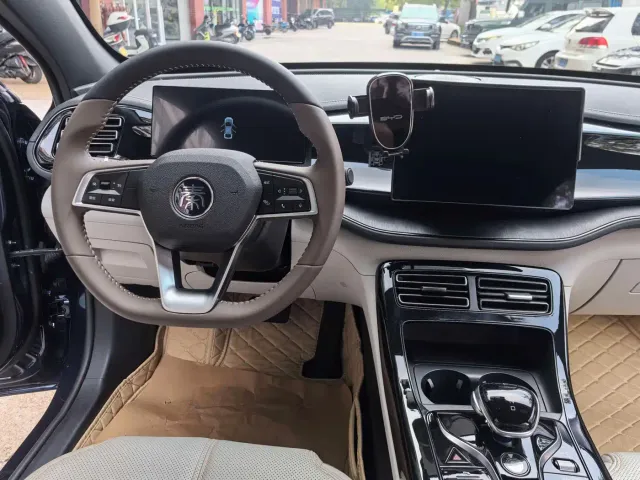 BYD Qin PLUS — Фото автомобиля 13