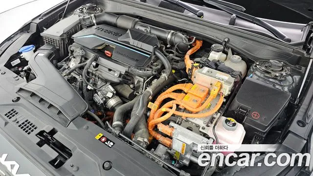 Kia K8 Hybrid — Фото автомобиля 9