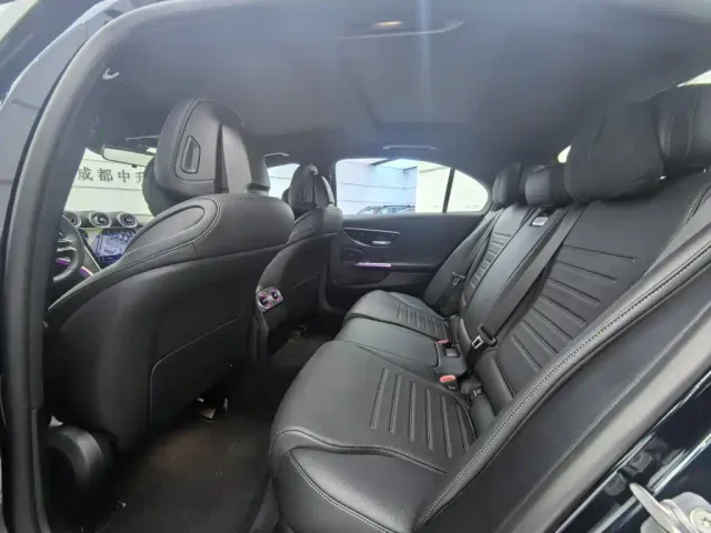 Mercedes-Benz C-Class — Фото автомобиля 6