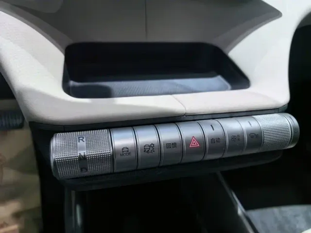 BYD Dolphin — Фото автомобиля 13