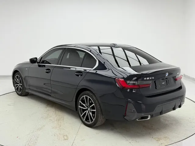 BMW 3 Series — Фото автомобиля 6