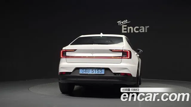 Polestar Polestar 2 — Фото автомобиля 4