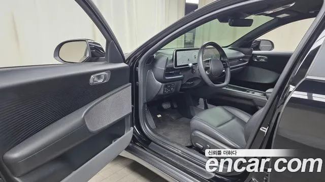 Hyundai Ioniq 6 — Фото автомобиля 14