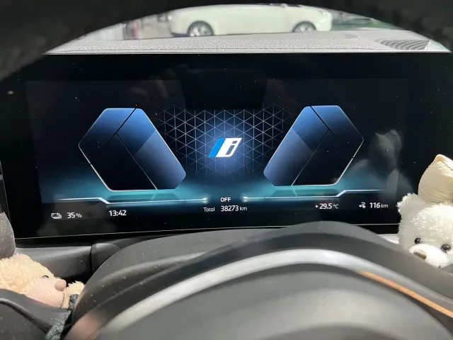 BMW i3 — Фото автомобиля 5