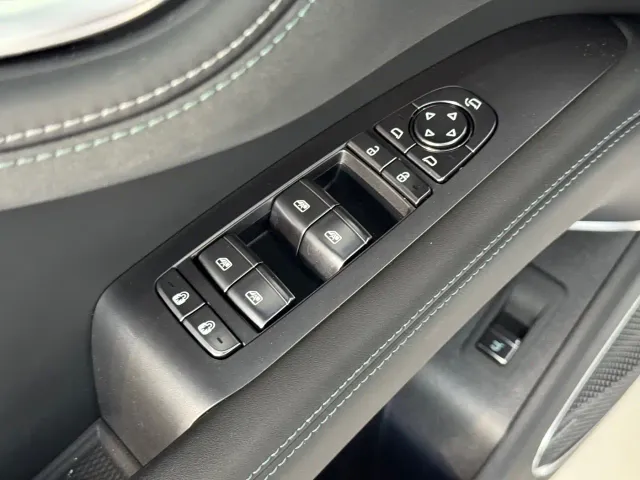 BYD Sealion 07 EV — Фото автомобиля 16