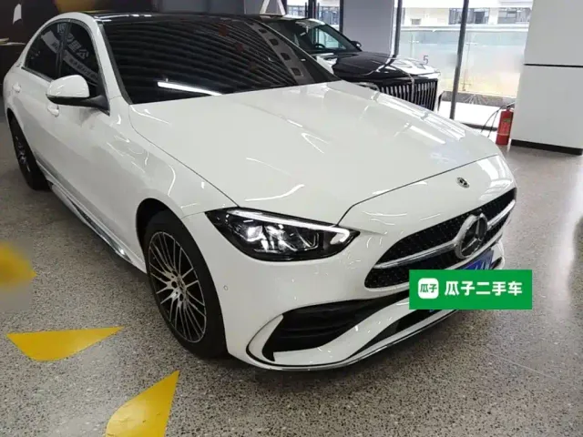 Mercedes-Benz C-Class — Фото автомобиля 3