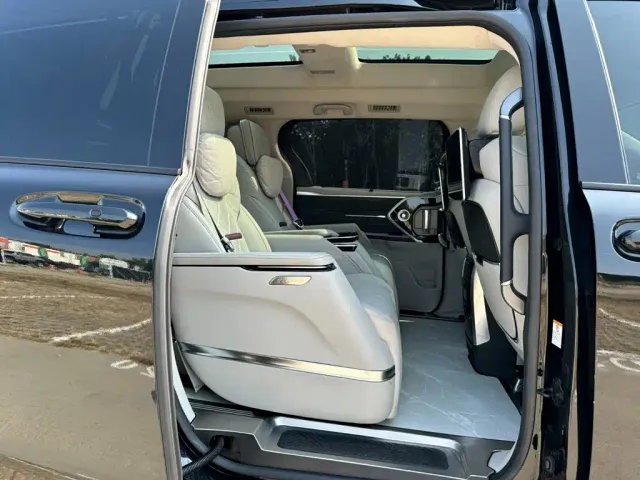 Huadong Auto Huadong Business Van — Фото автомобиля 21