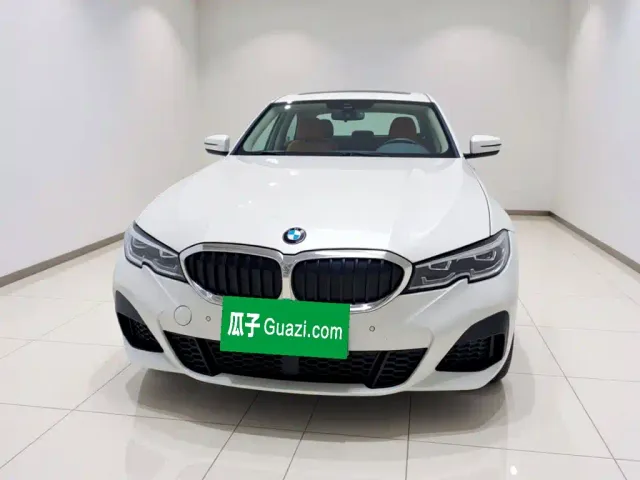 BMW 3 Series — Фото автомобиля 2