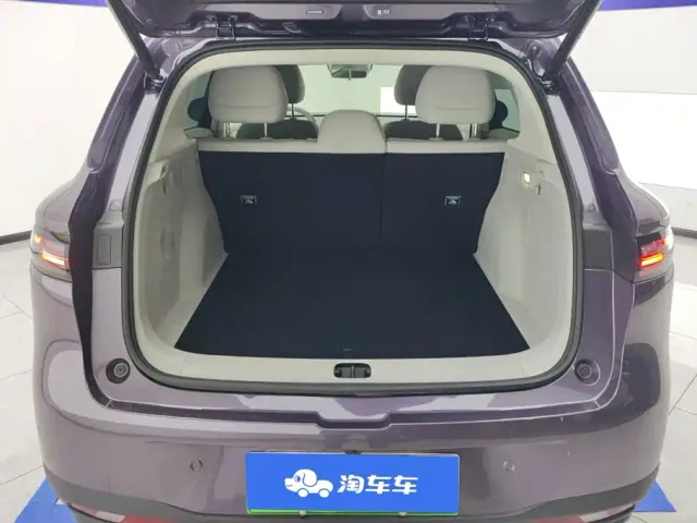 Leapmotor B10 — Фото автомобиля 4
