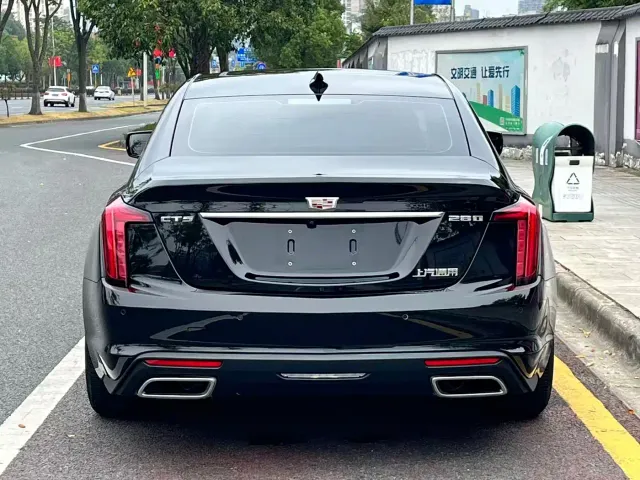 Cadillac CT5 — Фото автомобиля 9