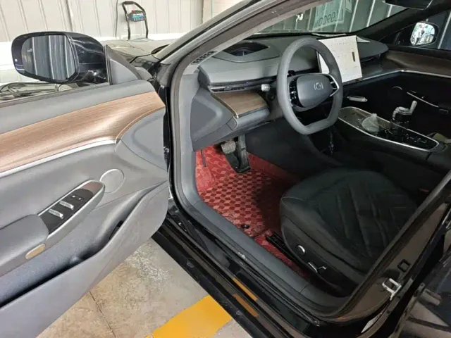 Changan Qiyuan A07 — Фото автомобиля 11