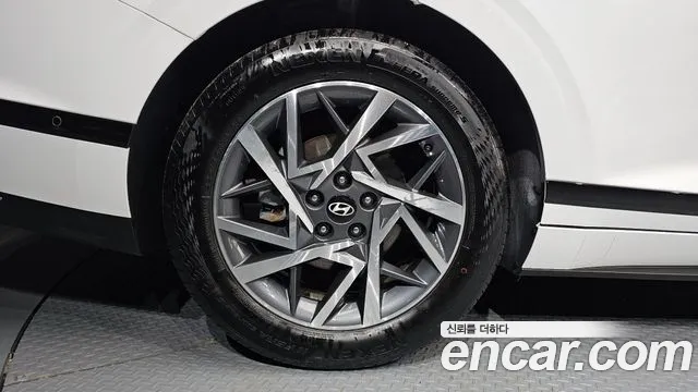 Hyundai Grandeur GN7 — Фото автомобиля 5
