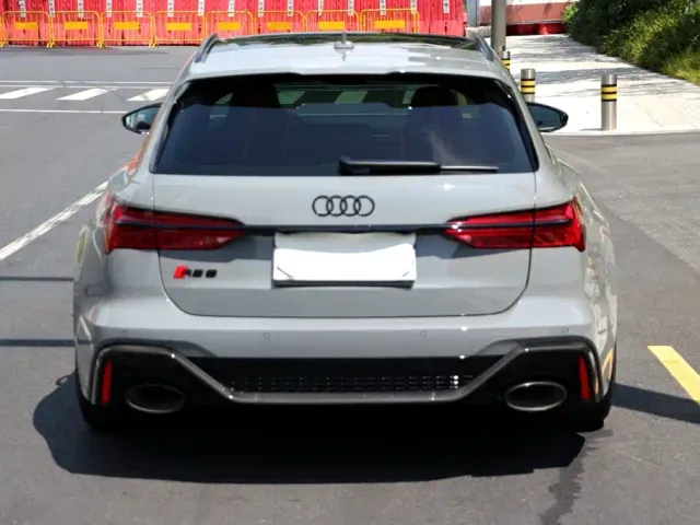 Audi RS 6 — Фото автомобиля 5