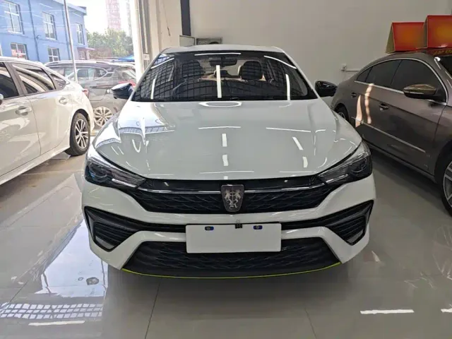 Roewe i5 — Фото автомобиля 2