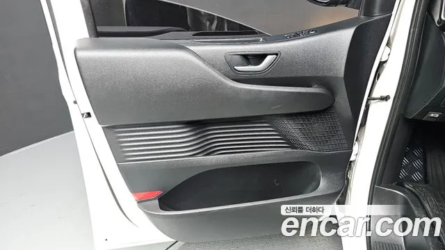 Hyundai Staria — Фото автомобиля 14