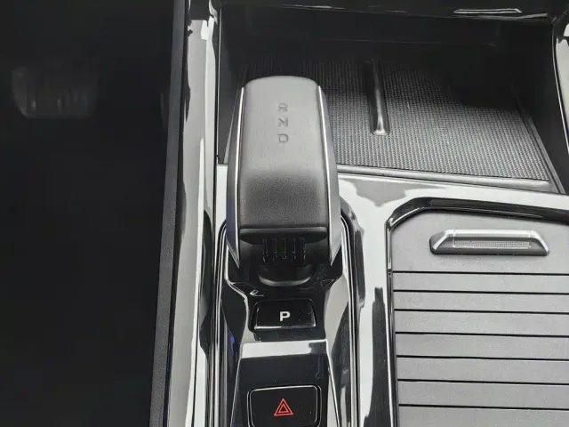 Geely Boyue — Фото автомобиля 13