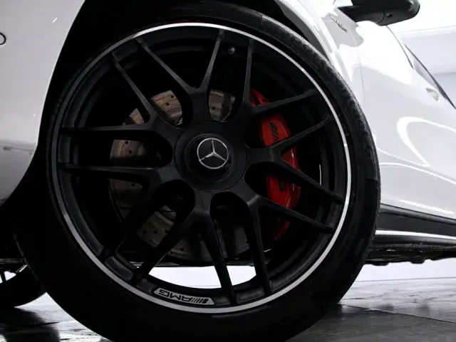 Mercedes-Benz GLE-Class AMG — Фото автомобиля 20