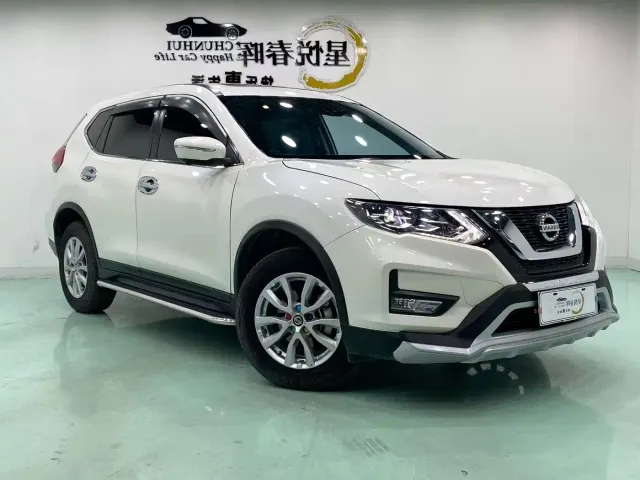 Nissan X-Trail — Фото автомобиля 3