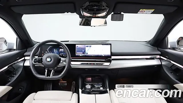 BMW 5 Series G60 — Фото автомобиля 14