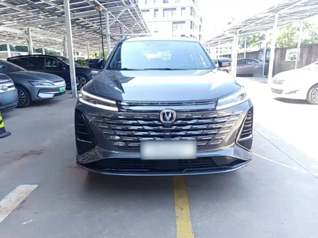 Changan CS75 Plus — Фото автомобиля 2