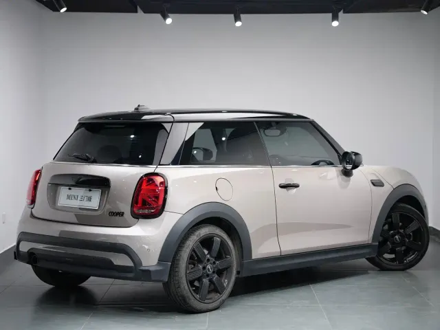 MINI Hatch — Фото автомобиля 8