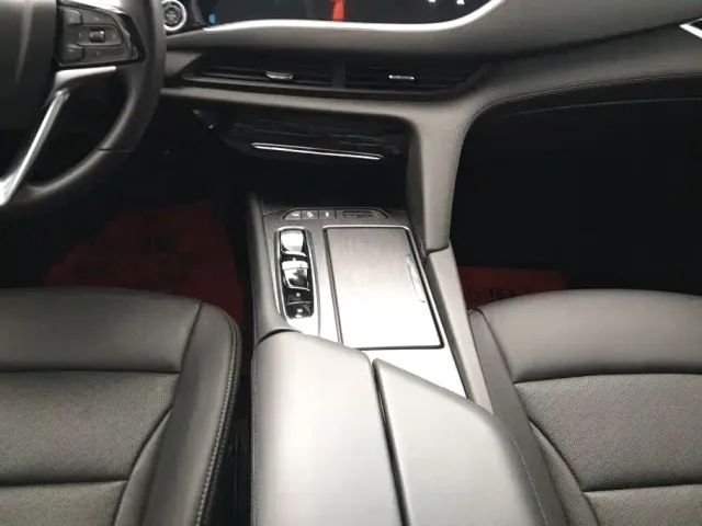 Buick Enclave — Фото автомобиля 16