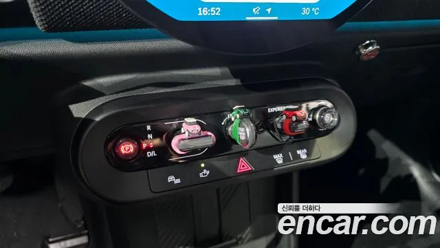 Mini Cooper — Фото автомобиля 16