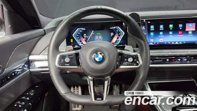 BMW 7-Series 7 серия (G70) 740i sDrive M Sport — Фото автомобиля 15