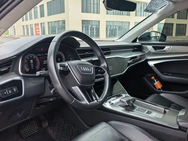 Audi A6L — Фото автомобиля 4