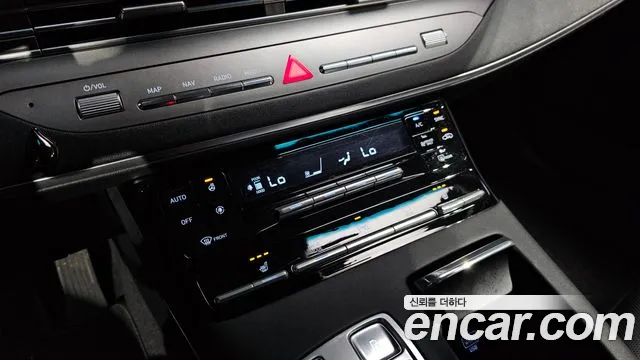 Hyundai Grandeur (New) Hybrid — Фото автомобиля 22