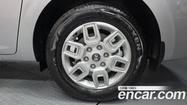 Hyundai Staria — Фото автомобиля 21