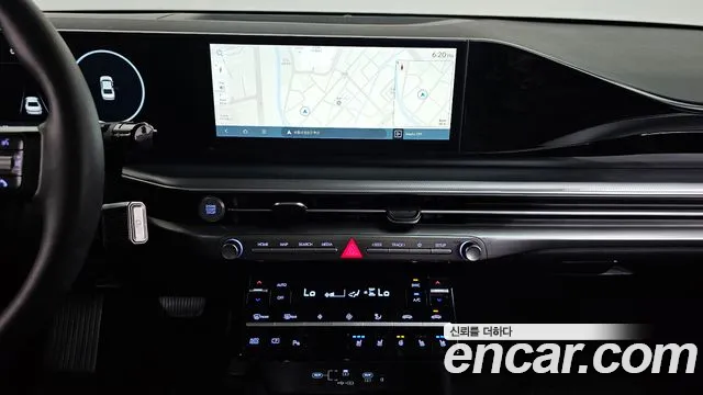 Hyundai Grandeur Grandeur (GN7) 3.5 Бензин 2WD — Фото автомобиля 13