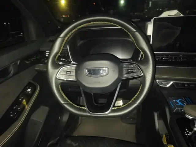 Geely Xingrui — Фото автомобиля 2