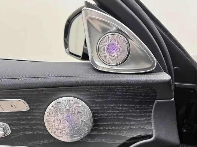 Mercedes-Benz E-Class — Фото автомобиля 9