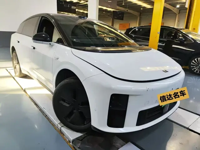 Li Auto i6 — Фото автомобиля 2