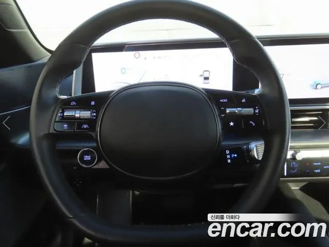 Hyundai Ioniq 6 — Фото автомобиля 10