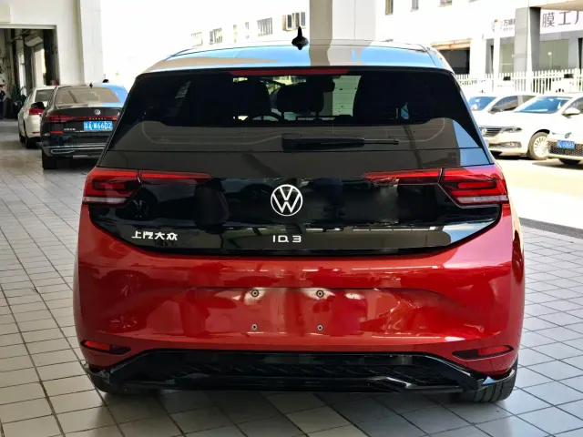 Volkswagen Volkswagen ID.3 2026 Smart Edition Ultimate GTX Package — Фото автомобиля 8